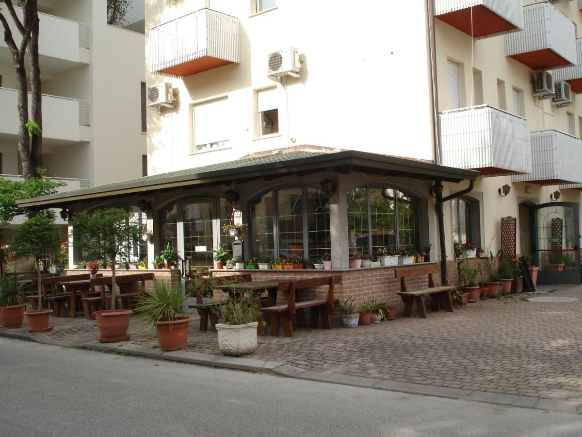 La Quercia Lignano Sabbiadoro Exterior foto